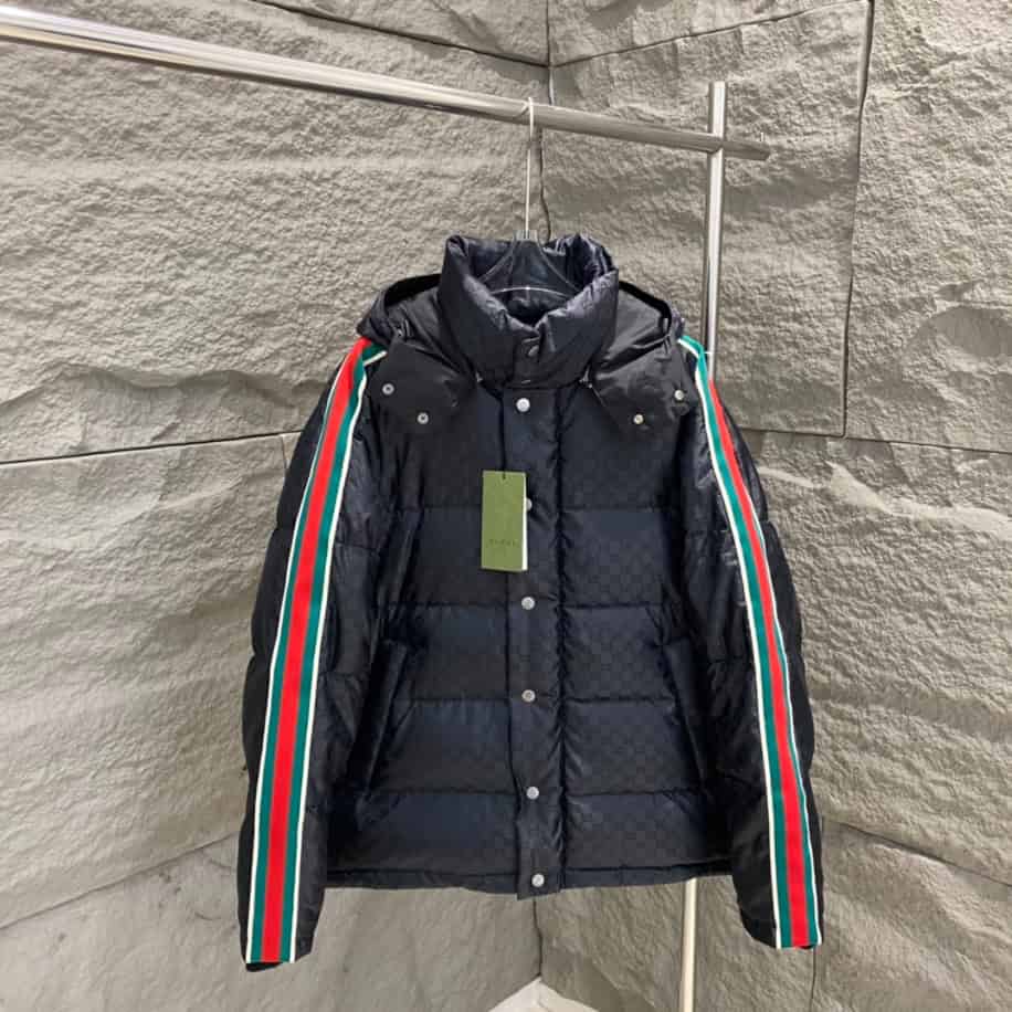 GUCCI Jumbo Down in Black Jacket – GCJ052