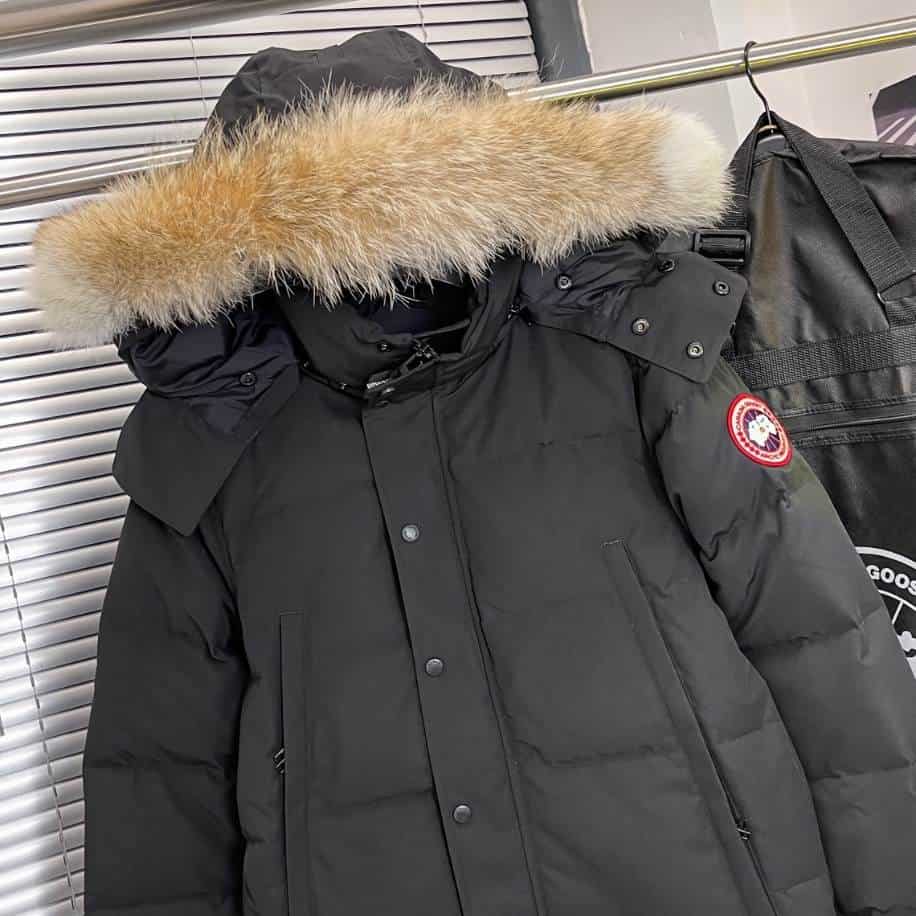 Canada Goose Black Wyndham Parka Jacket – CN37