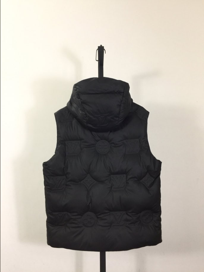 Louis Vuitton Vesta Diferite Culori Black Coat – LVC050
