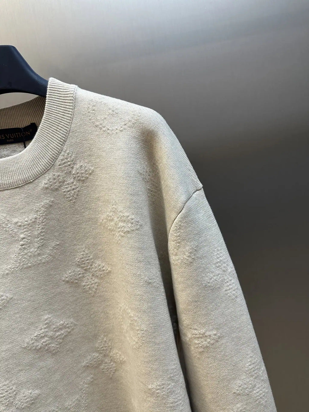 MONOGRAM EMBOSSED PULLOVER – LVC053