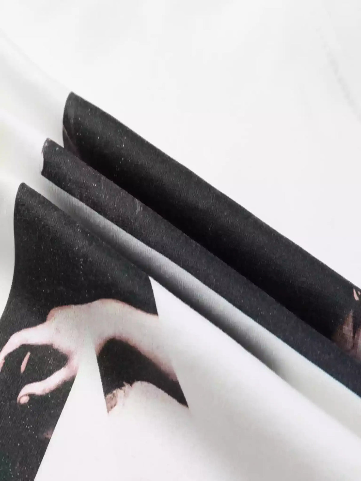 CARAVAGGIO ARROWS S/S OVER T-SHIRT IN WHITE – OWS021