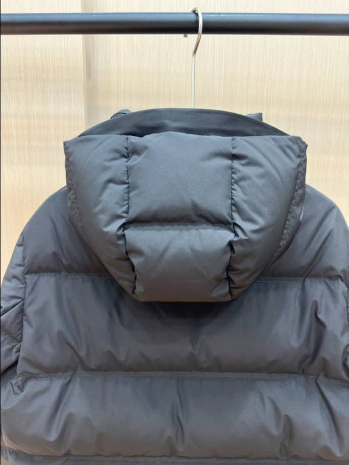 MONCLER Puff Black Hooded Coat – MC142