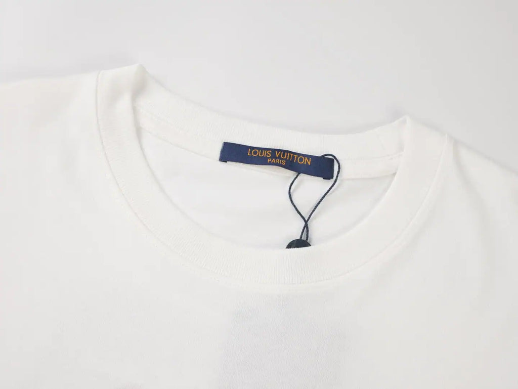 GLOW SIGNATURE T-SHIRT IN WHITE – LVC054