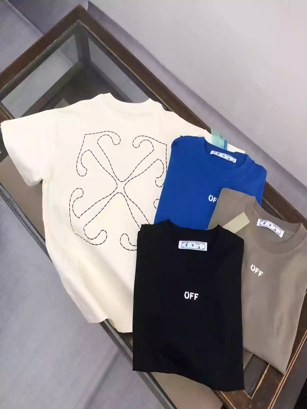 Off-White Blue Logo Stitch T-shirt – OWS030