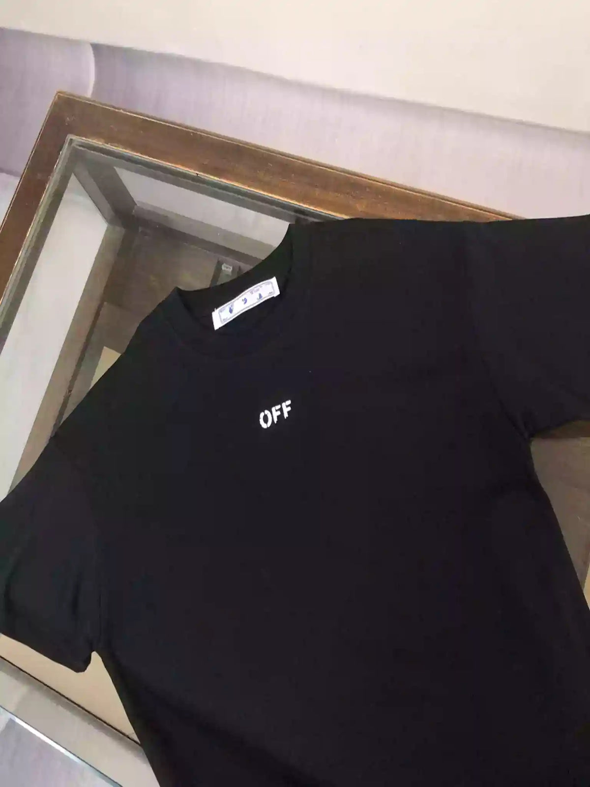 Off-White Black Logo Stitch T-shirt – OWS032