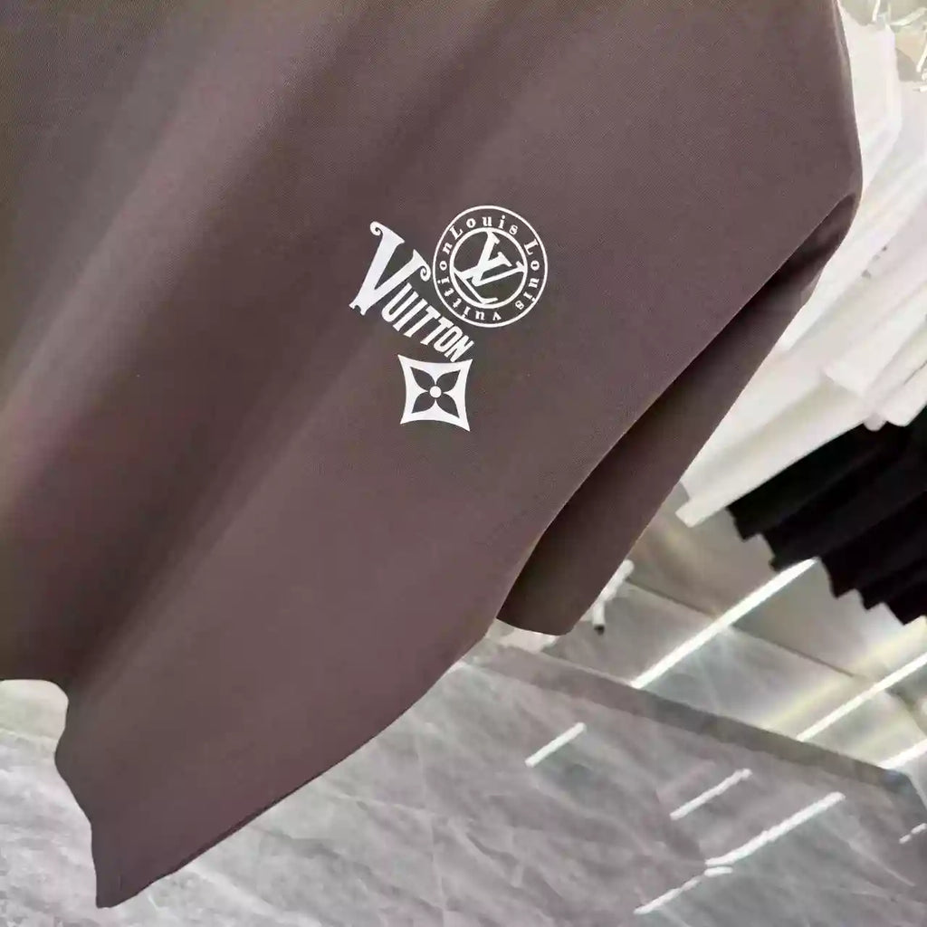 Louis Vuitton Brown Short Sleeve Shirt – LVTS086