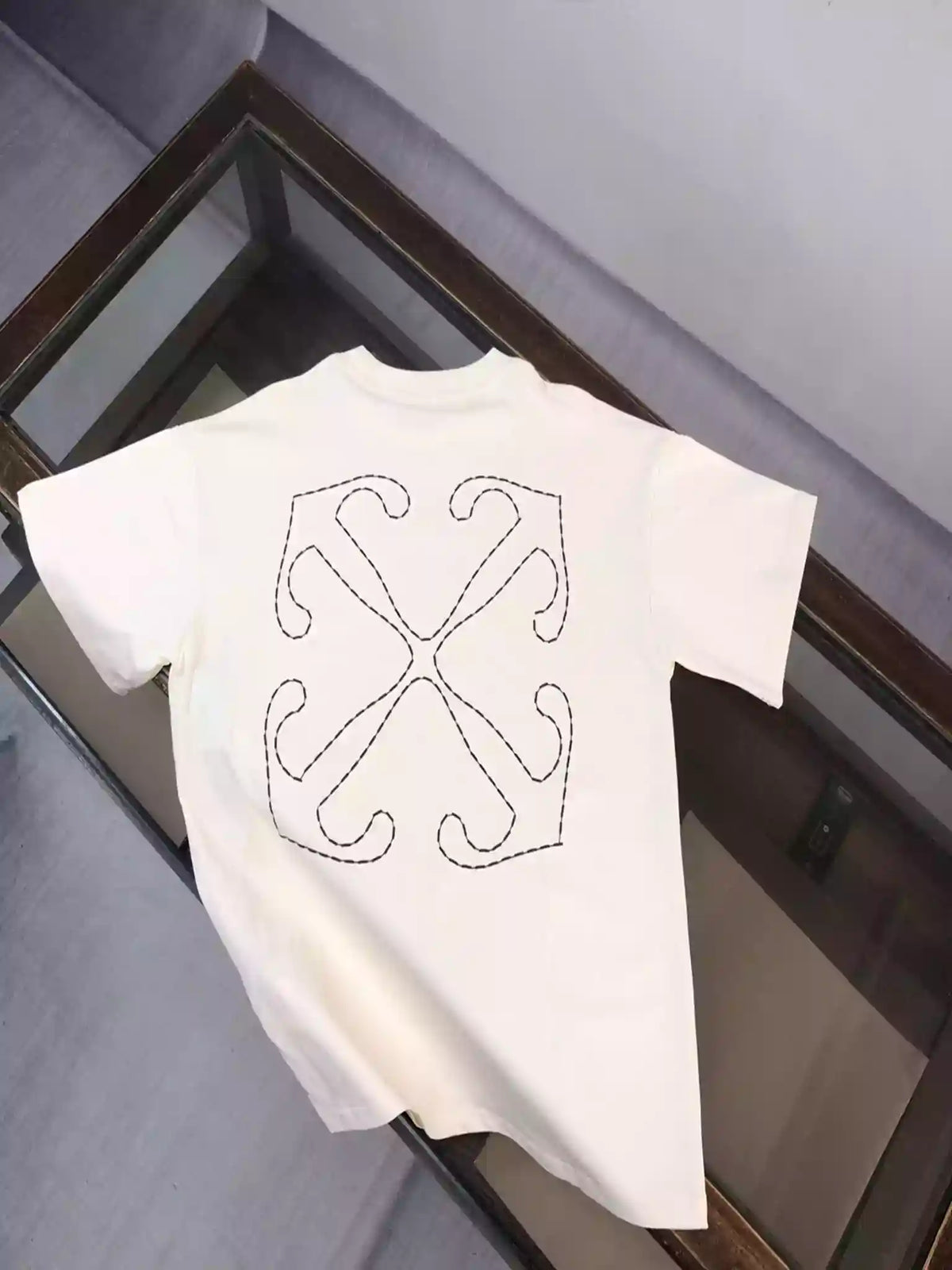 Off-White White Logo Stitch T-shirt – OWS033