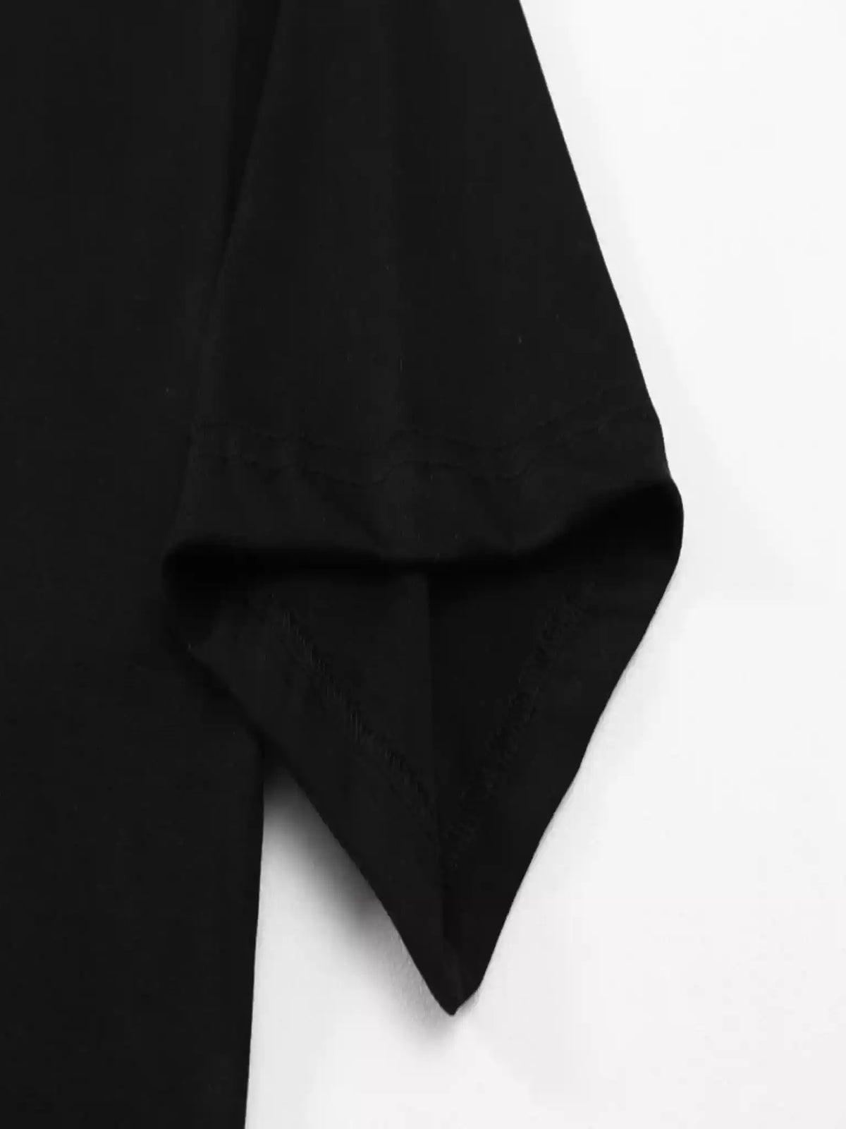 OFF-WHITE Caravaggio Arrow Short Sleeve Tee in Black & Multi – OWS003