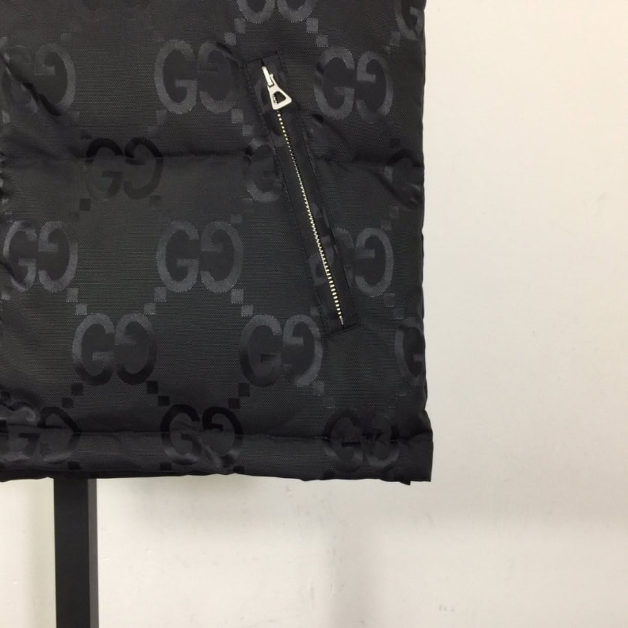 GUCCI Nylon Jumbo Canvas Black Vest – GCJ047