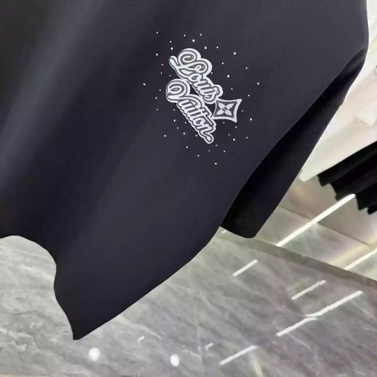 LV Premium Short Sleeve T-shirt In Black – LVTS087