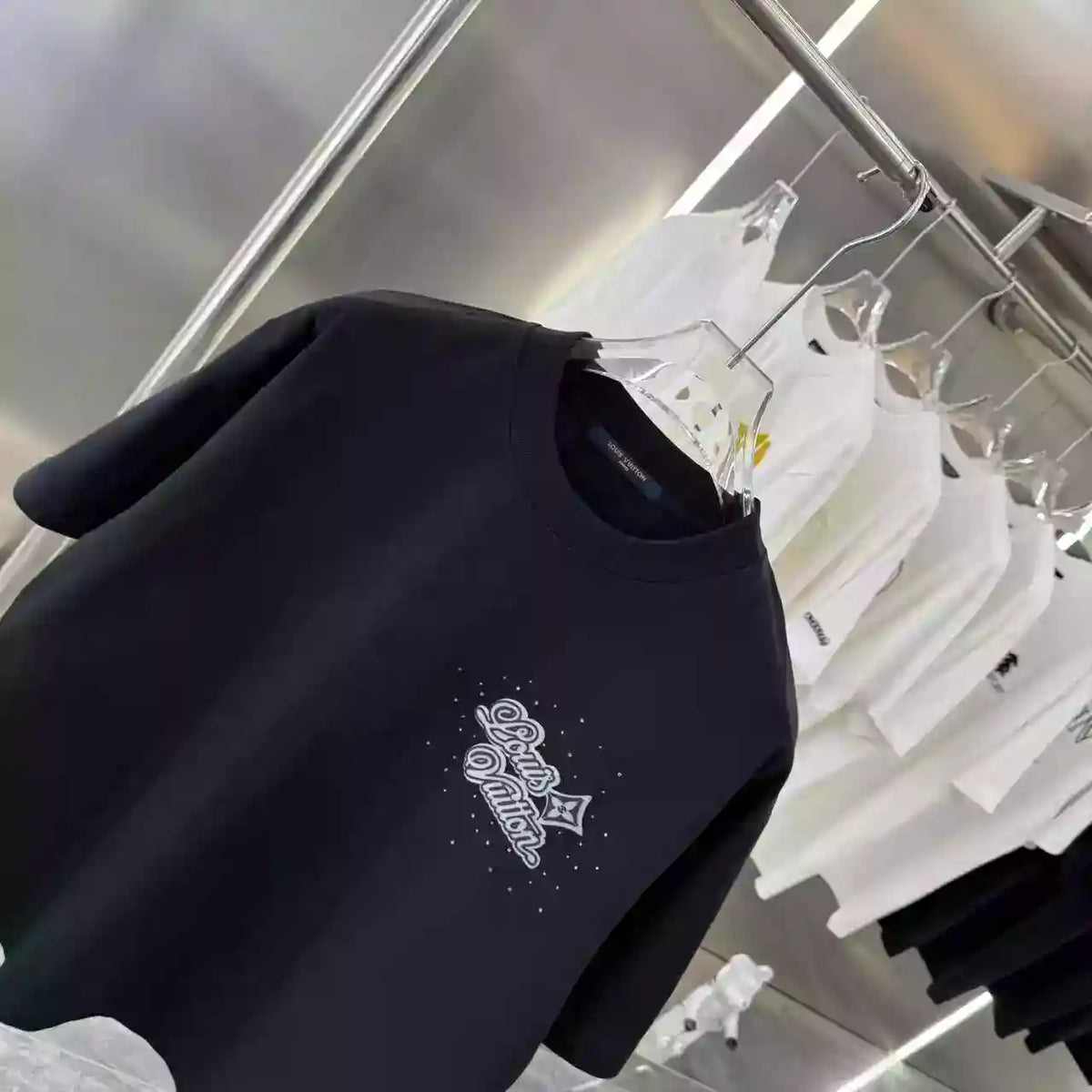 LV Premium Short Sleeve T-shirt In Black – LVTS087