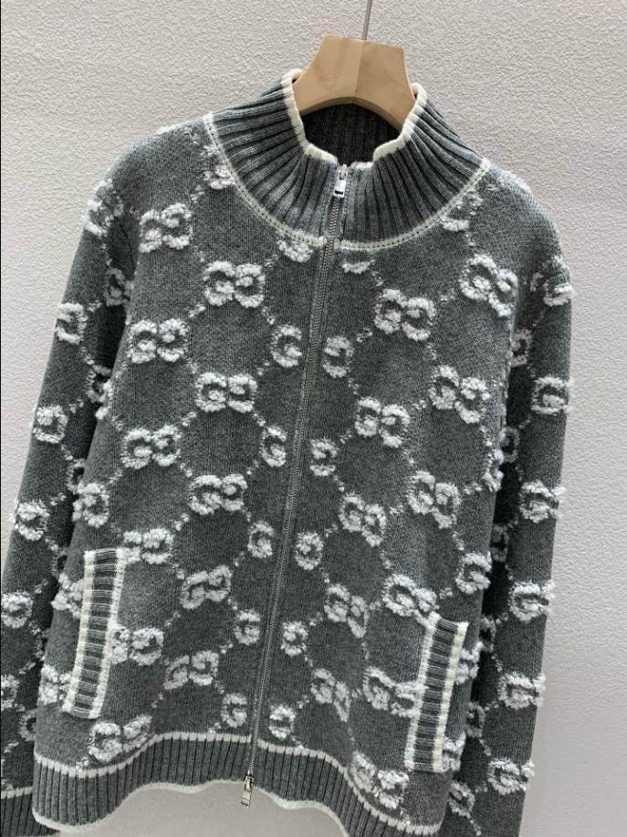 GUCCI Bouclé Stitch Jacquard Knitwear – GCK052