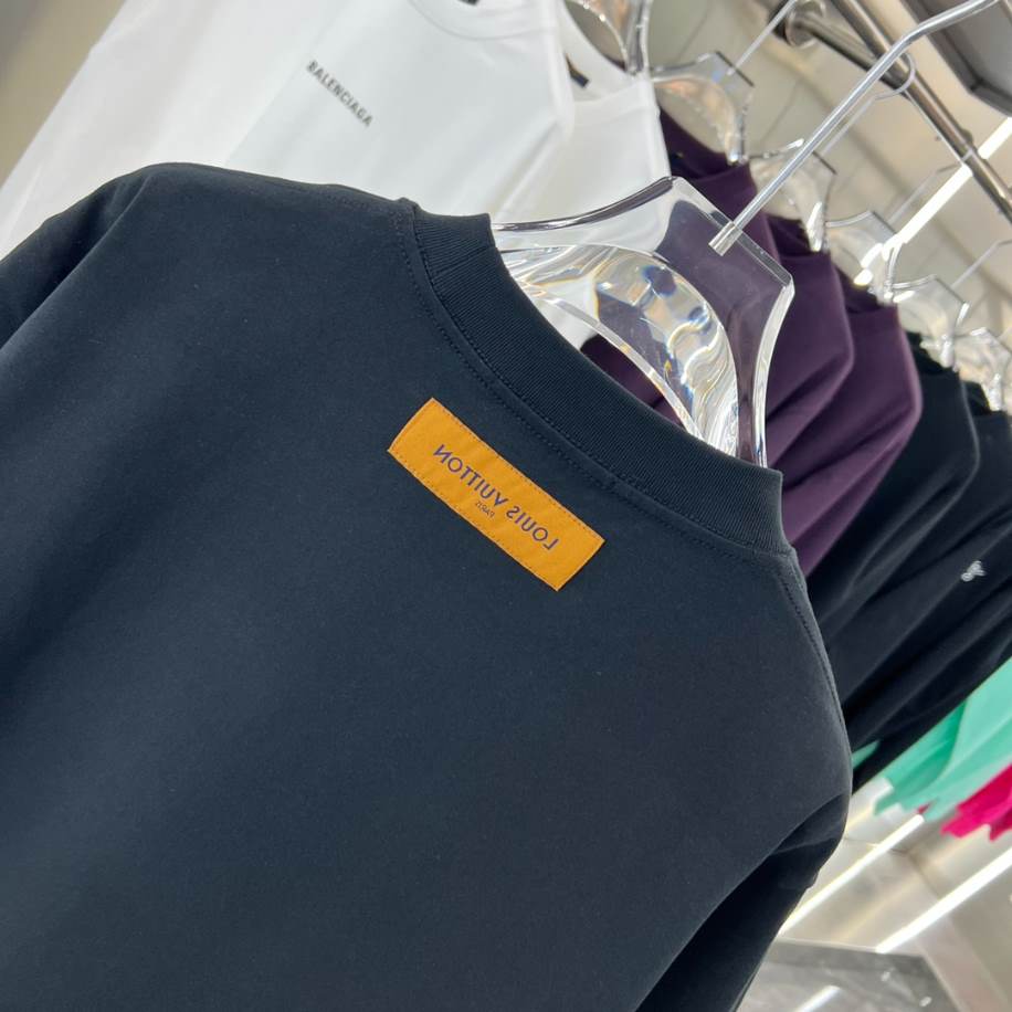 Louis Vuitton Grey Short Sleeve Shirt – LVTS078