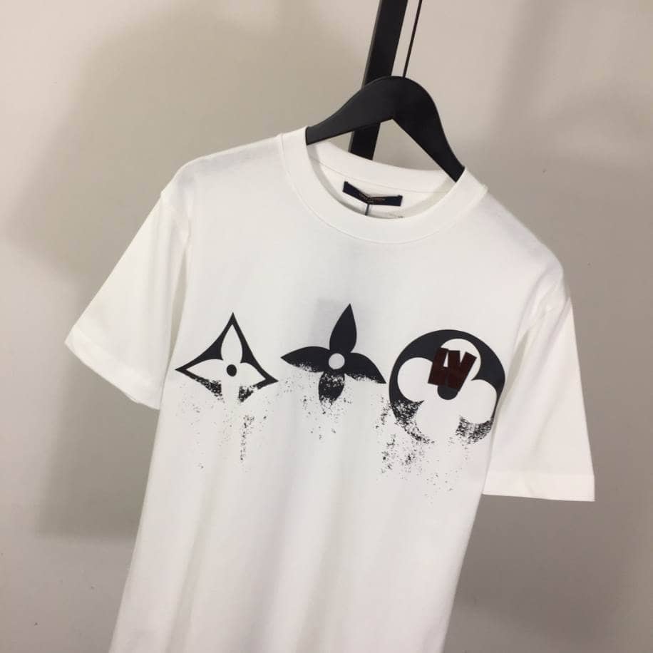 Louis Vuitton White Short Sleeve Glitter Monogram Logo Shirt – LVTS080