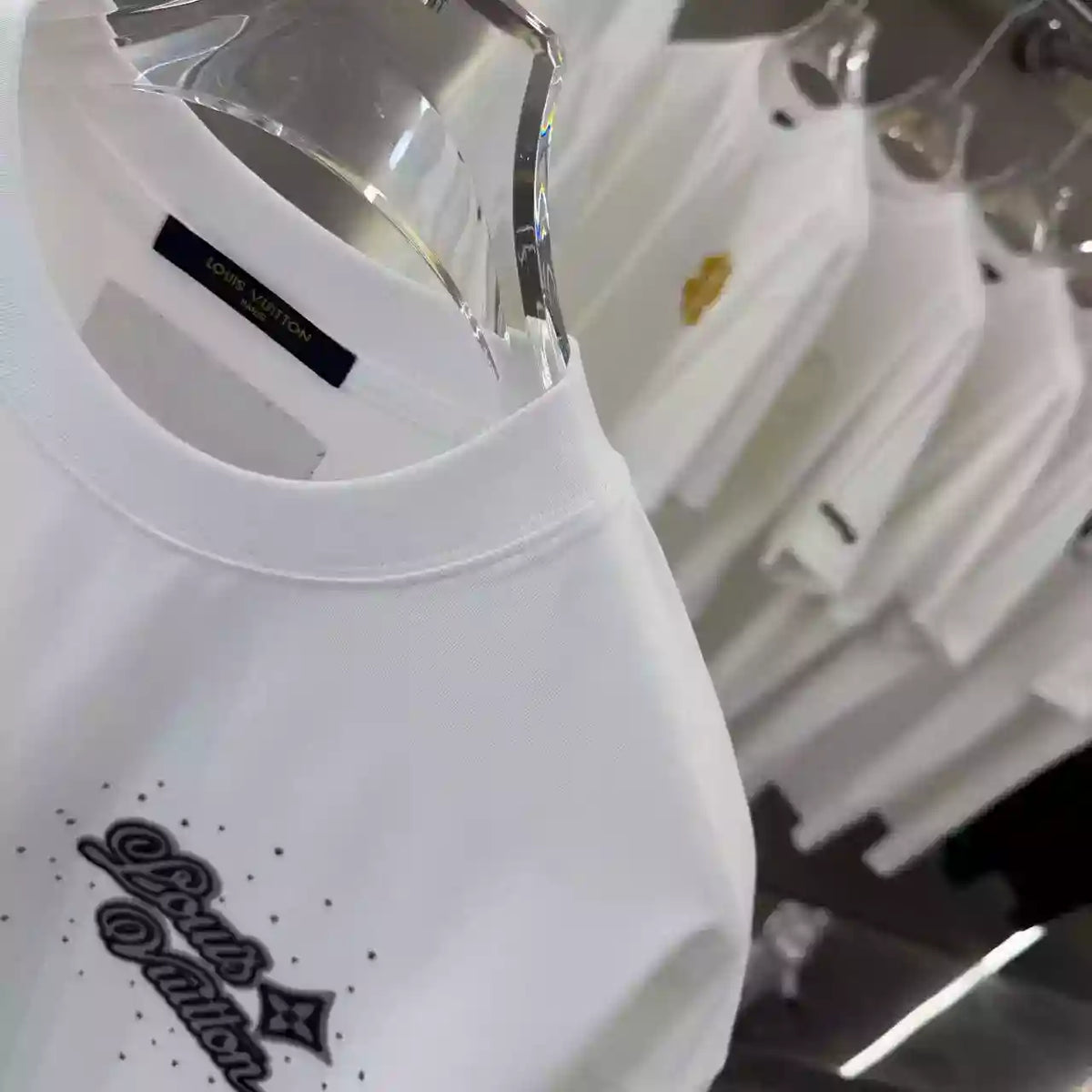 LV Premium Short Sleeve T-shirt In White – LVTS088