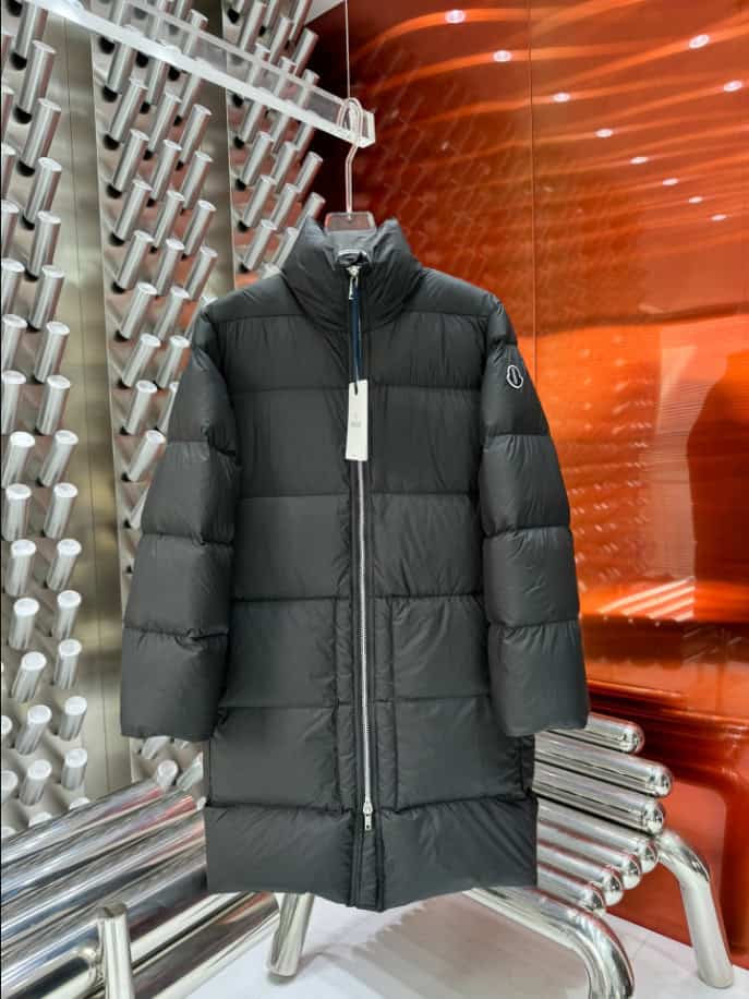 MONCLER Owens Cyclopic Puffer Black Coat – MC144