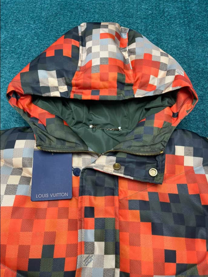 Louis Vuitton Damoflage Khaki Orange Coat – LVC049