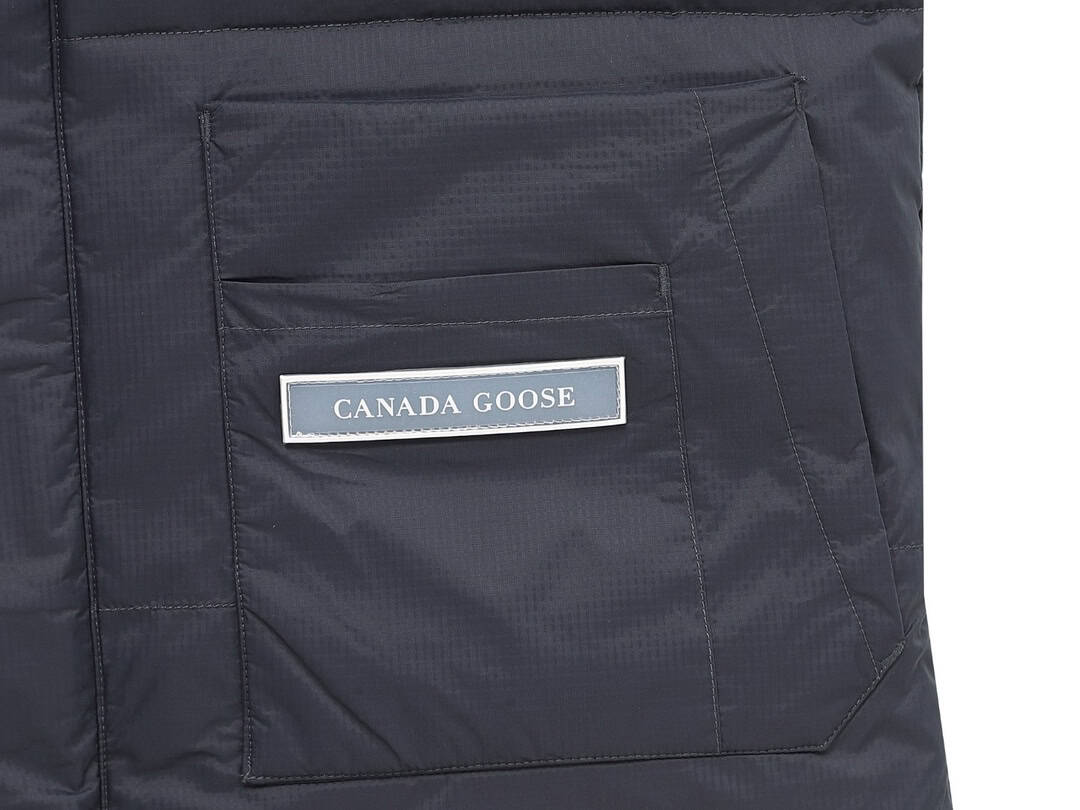 CANADA GOOSE VEST BLACK MIST – CN31