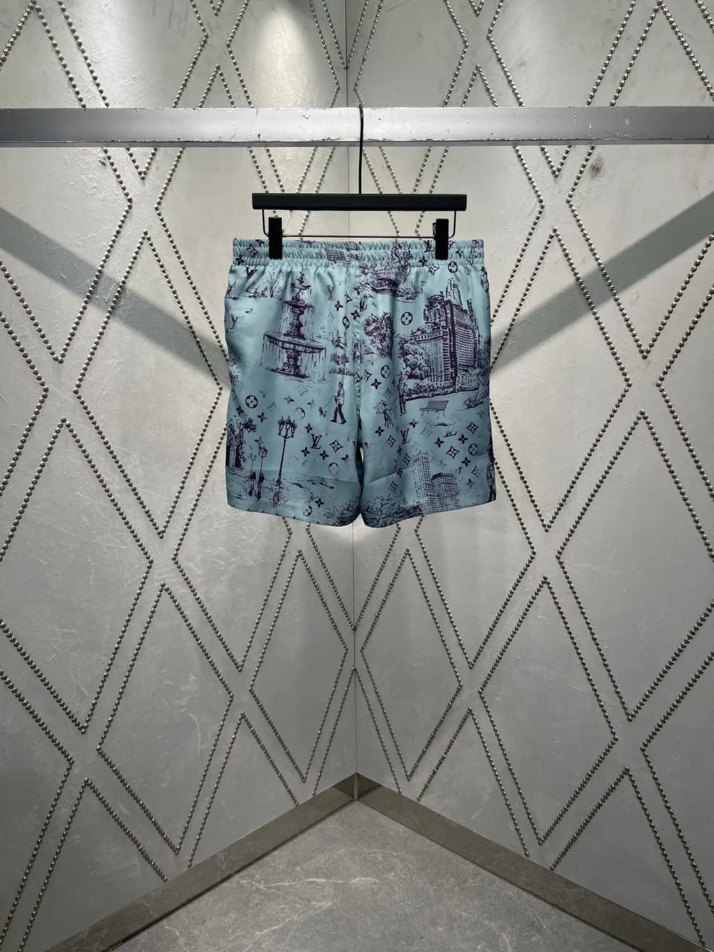 PRINTED SILK SHORTS – LVC057