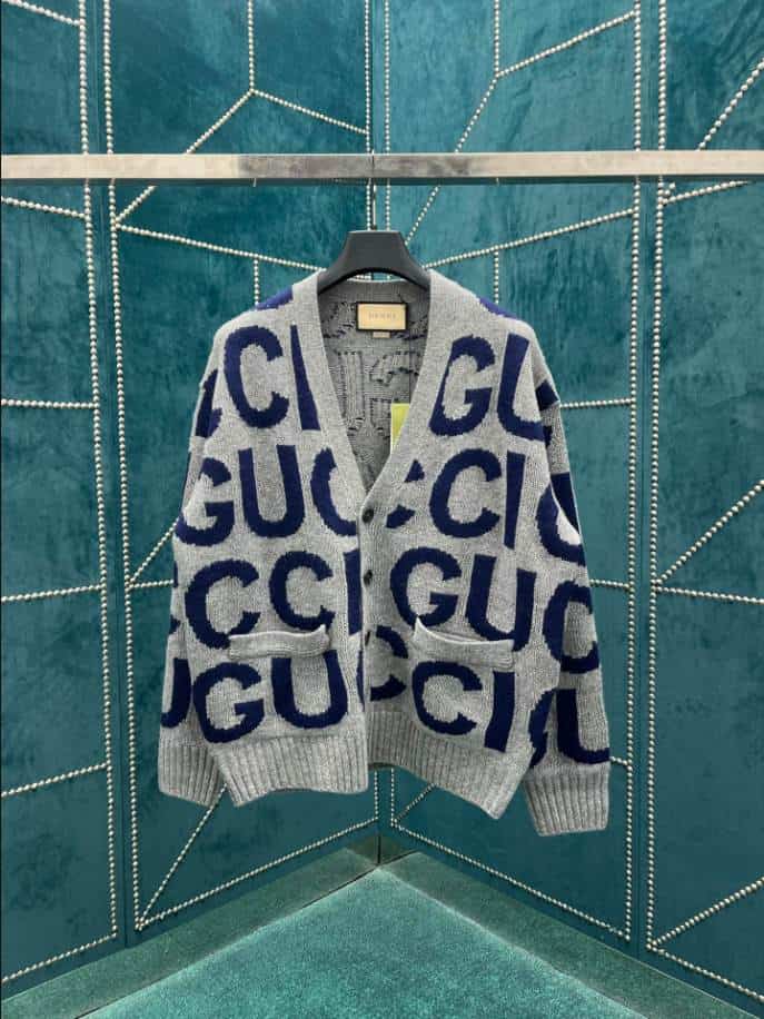 Gucci Grey Wool All-Over Logo Knitwear – GCK062