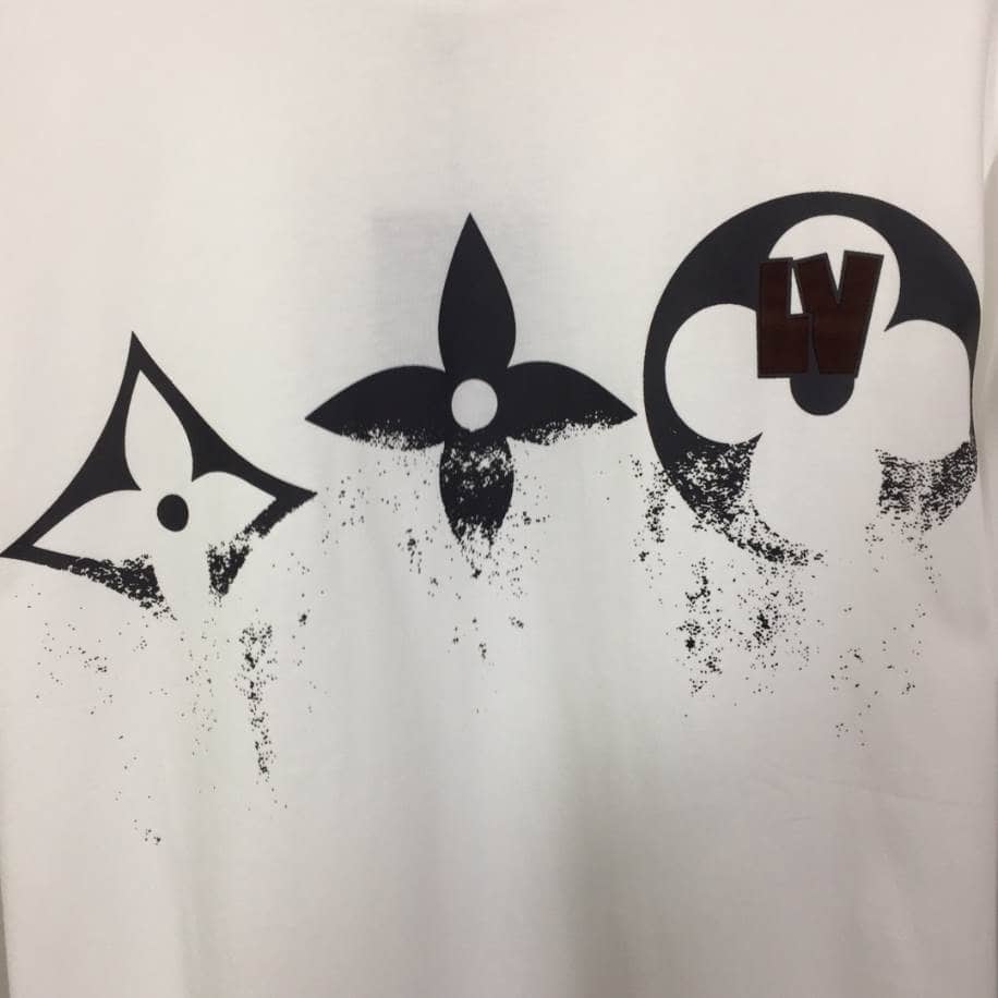 Louis Vuitton White Short Sleeve Glitter Monogram Logo Shirt – LVTS080