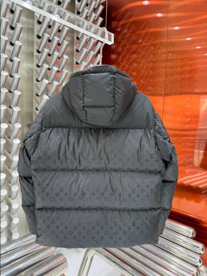 Louis Vuitton Monogram Black Coat – LVC047