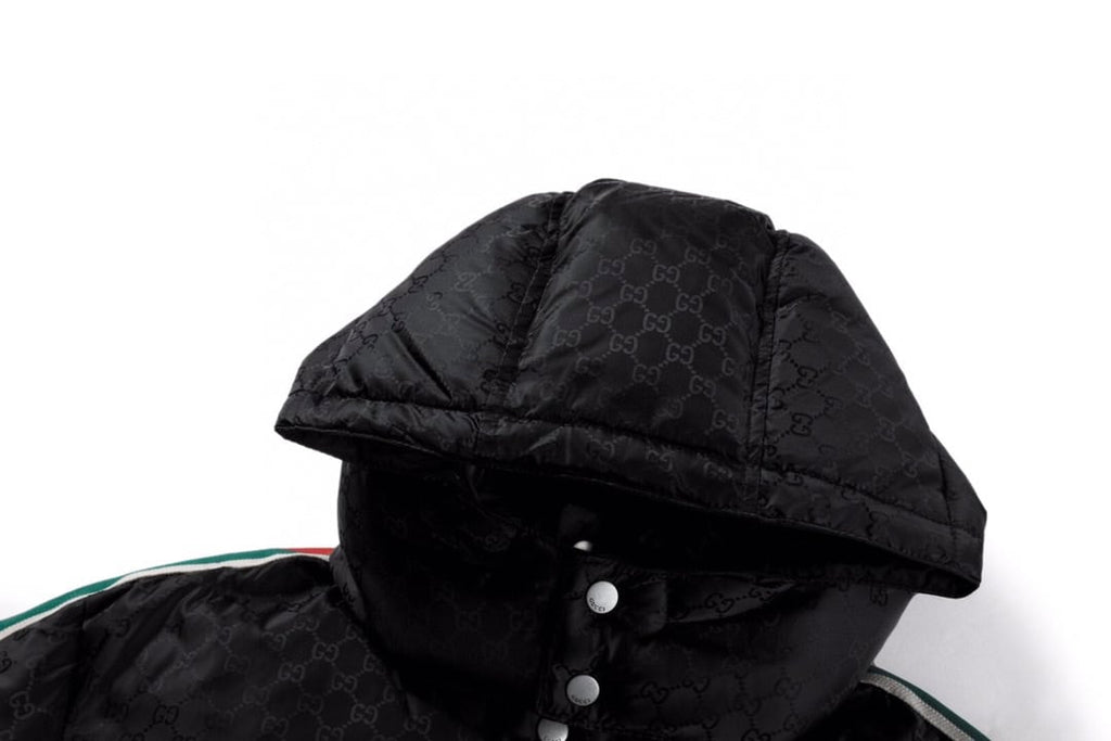 GUCCI Nylon Jacquard With Web Black Coat – GCJ048
