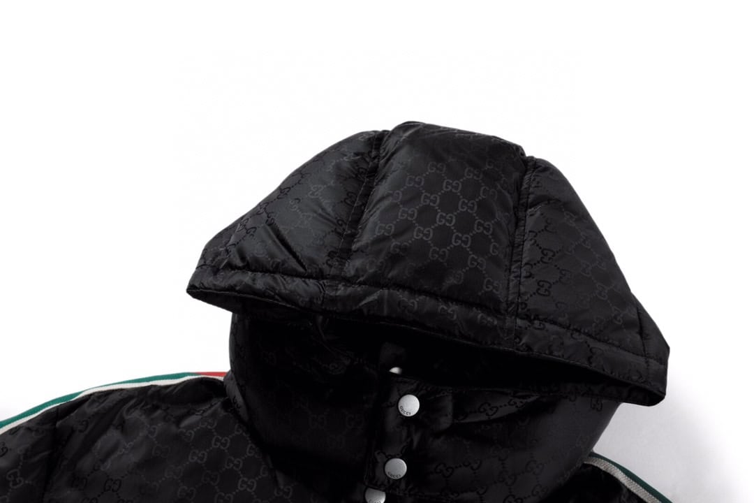 GUCCI Nylon Jacquard With Web Black Coat – GCJ048