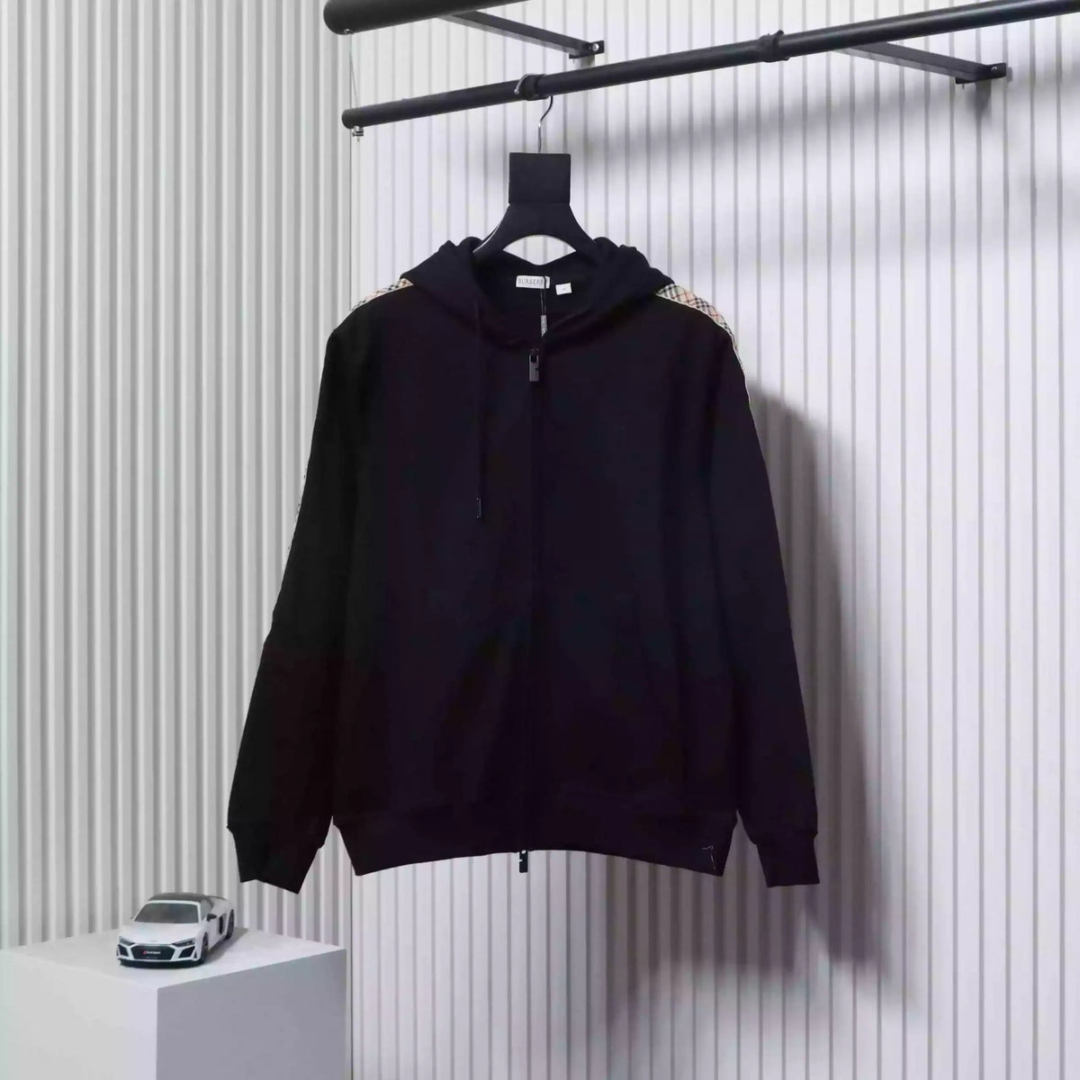 Burberry Black Zip-up Hoodie with Side Quilting Pattern – BCK003