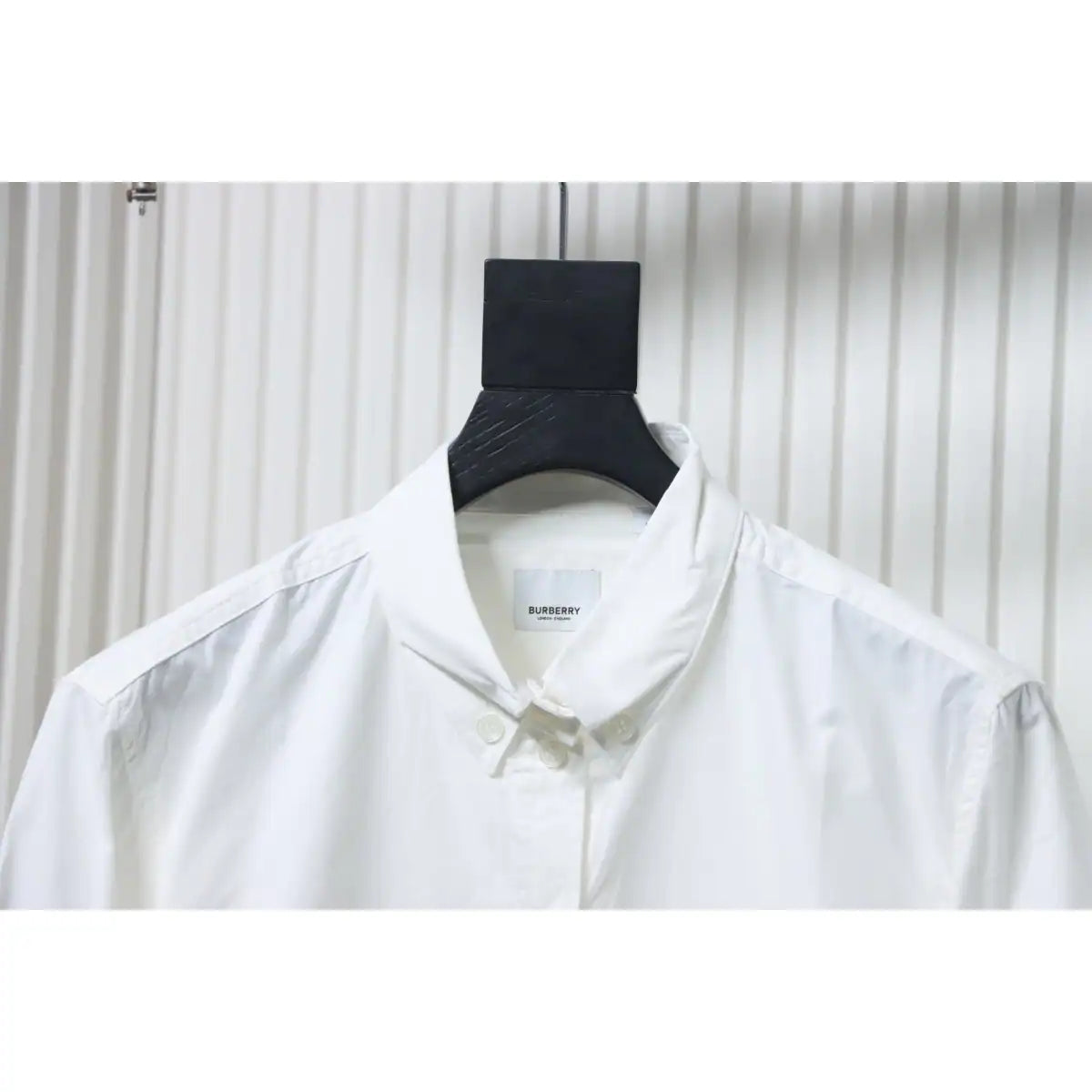 Burberry Undercover Logo-patch Cotton-blend Long Sleeve Shirt White – BRS032