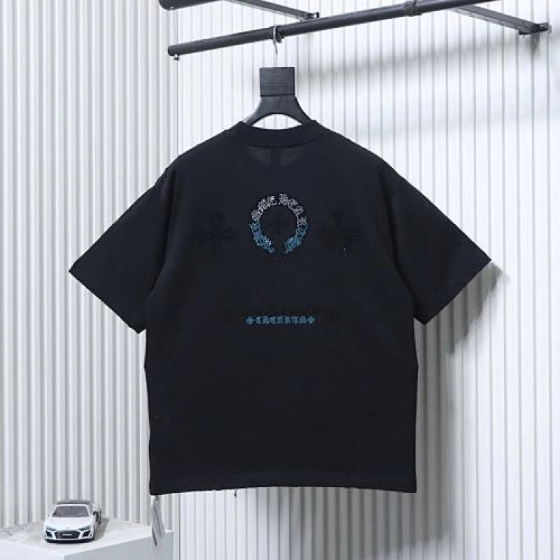 Chrome Hearts Sanskrit & Diamond-Embellished Cross T-Shirt Black – CHS107