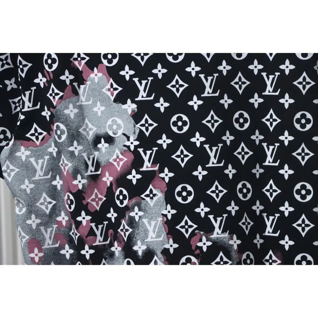 LOUIS VUITTON 25SS FIRE CLOUD MONOGRAM ALL-OVER PRINT T-SHIRT – LVTS192