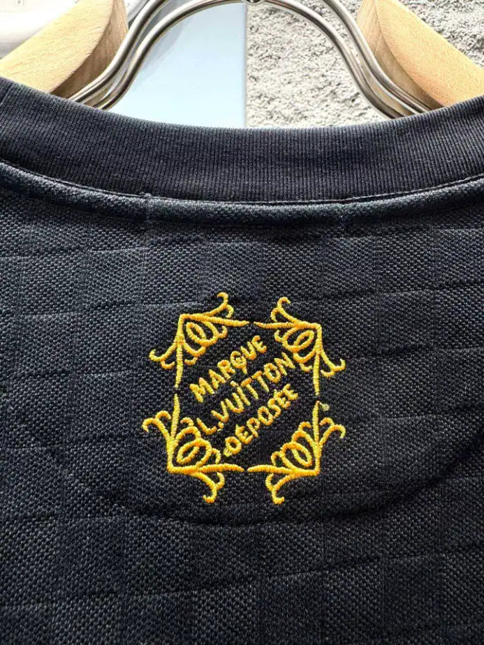 LOUIS VUITTON EMBELLISHED DAMIER PIQUE T-SHIRT – LVTS157