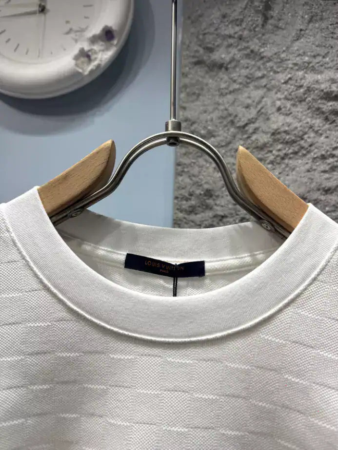 LOUIS VUITTON EMBELLISHED DAMIER PIQUE T-SHIRT – LVTS162