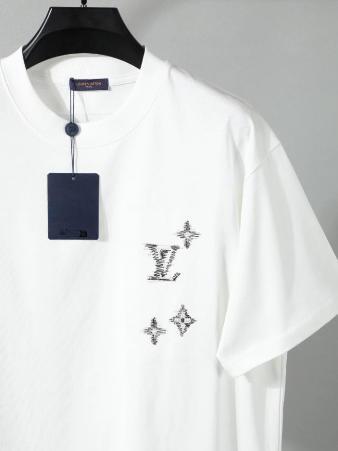 LOUIS VUITTON EMBROIDERED SIGNATURE T-SHIRT – LVTS237