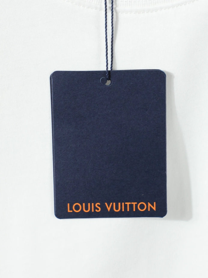 LOUIS VUITTON EMBROIDERED SIGNATURE T-SHIRT – LVTS237