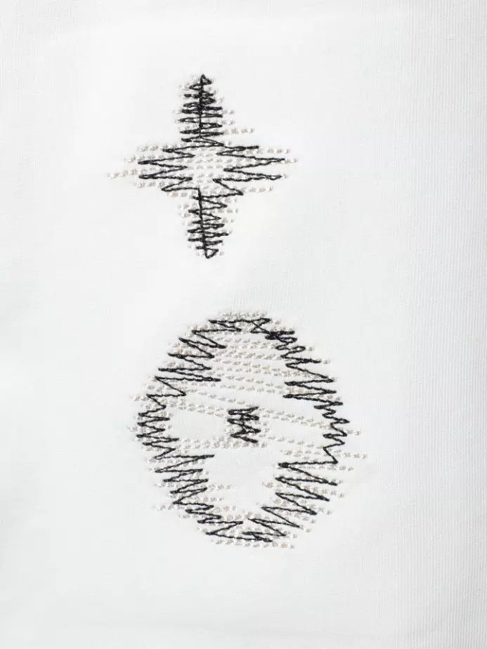 LOUIS VUITTON EMBROIDERED SIGNATURE T-SHIRT – LVTS237