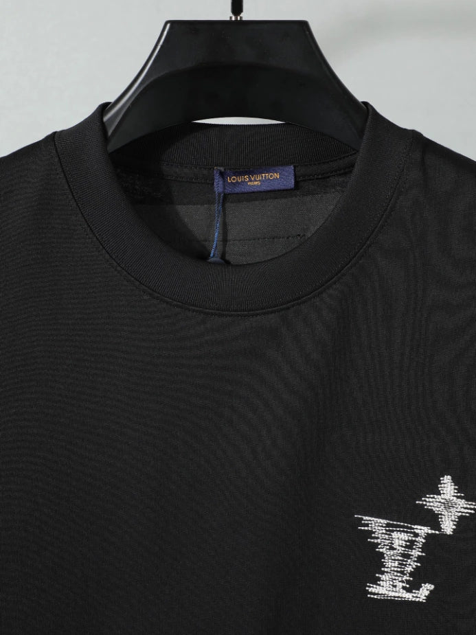 LOUIS VUITTON EMBROIDERED SIGNATURE T-SHIRT – LVTS238