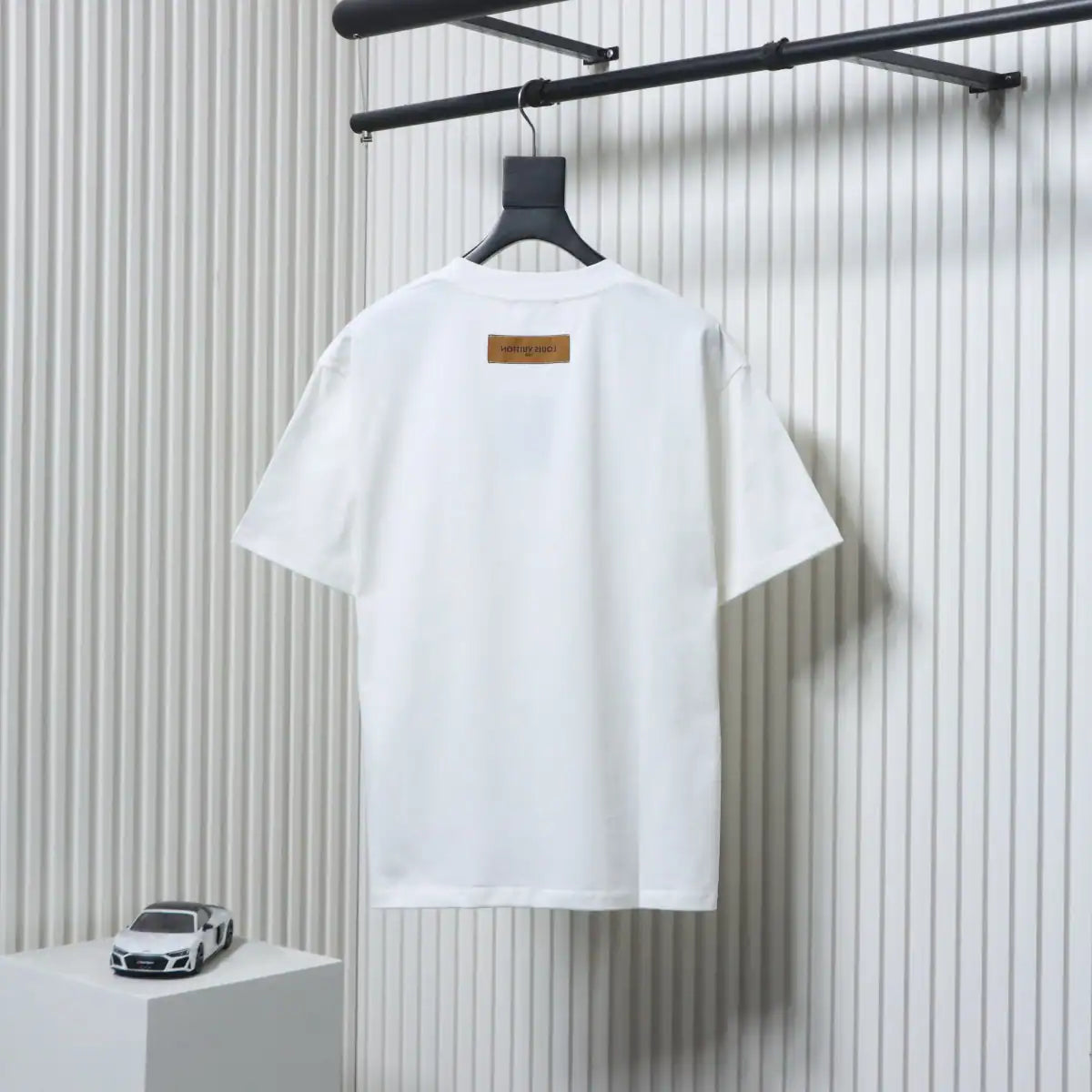 LOUIS VUITTON LV 25SS SHOULDER LABEL T-SHIRT WHITE – LVTS197