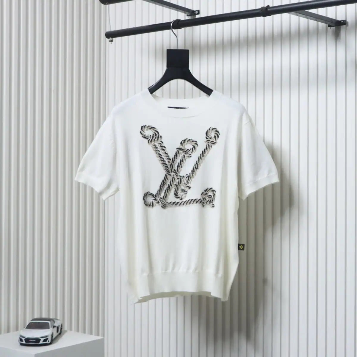 LOUIS VUITTON ROPE JACQUARD KNIT T-SHIRT WHITE – LVTS194