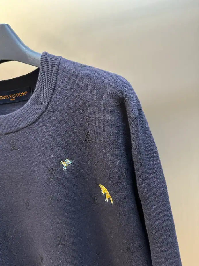 Louis Vuitton Blason Long-Sleeved Crewneck – LH101