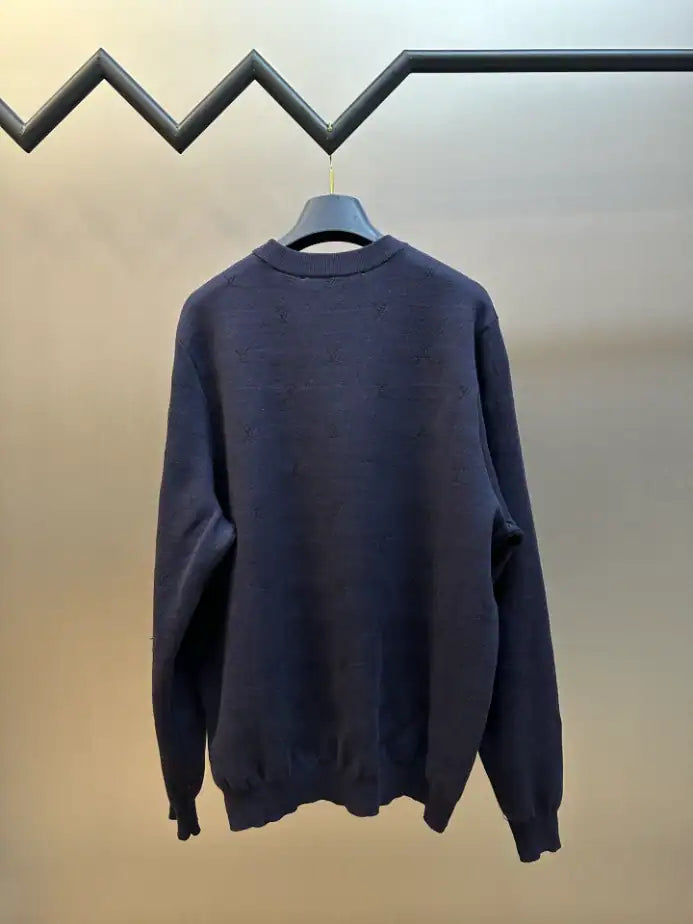 Louis Vuitton Blason Long-Sleeved Crewneck – LH101