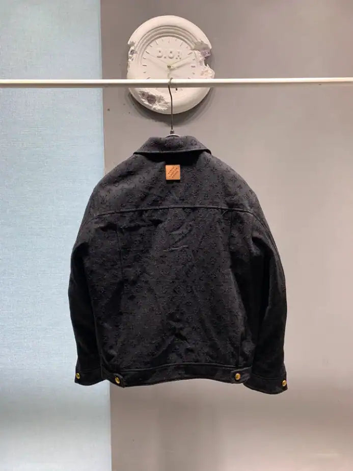 Louis Vuitton Denim Trucker Jacket – LVC72