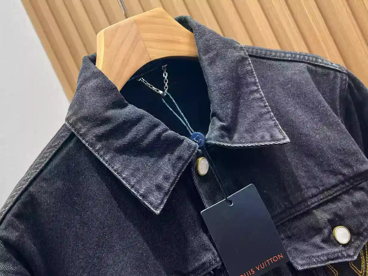 Louis Vuitton Denim Trucker Jacket – LVC73