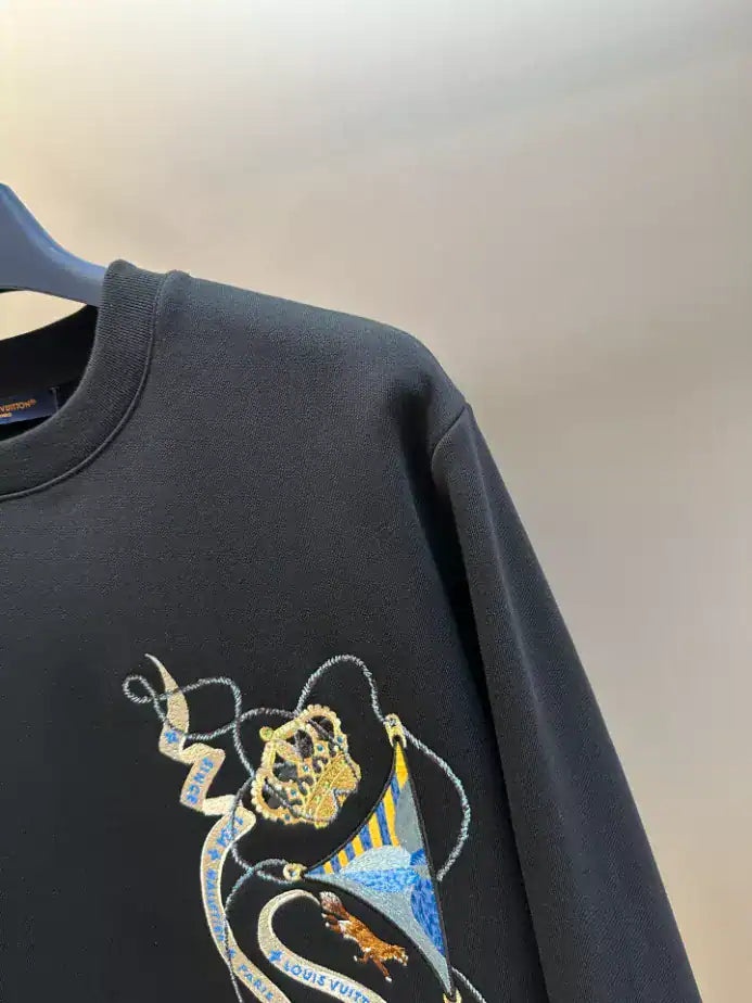 Louis Vuitton Embroidered Long-Sleeved Sweatshirt – LH104