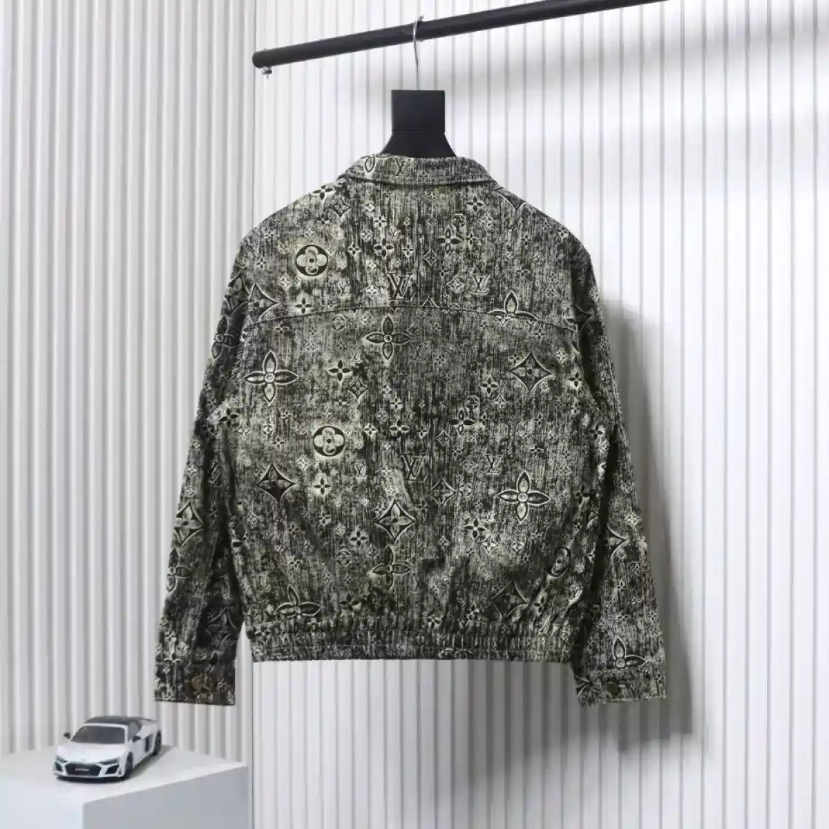 Louis Vuitton LV Jacket Vntage Embossed Denim – LVC90