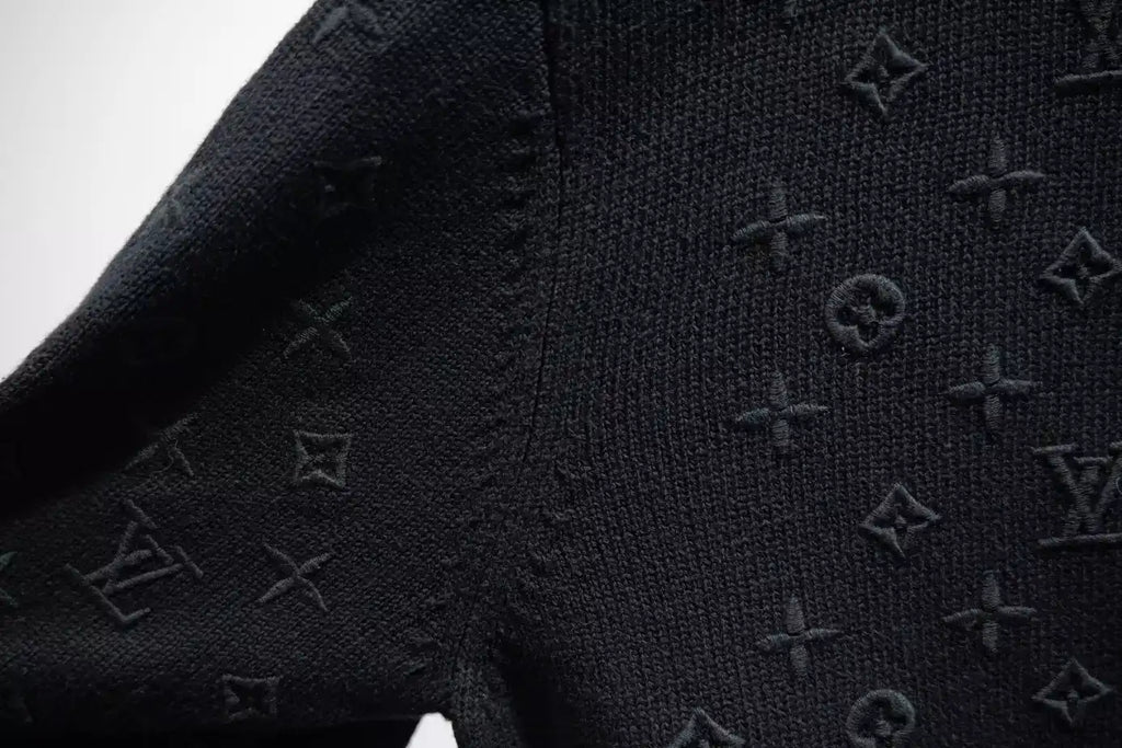 Louis Vuitton Monogram Cashmere Pullover – LH096