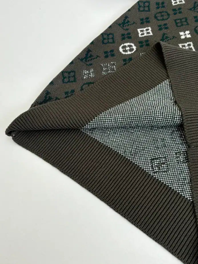 Louis Vuitton Monogram Pullover – LH108