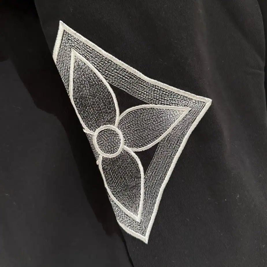 Louis Vuitton Sweatshirt – LH103