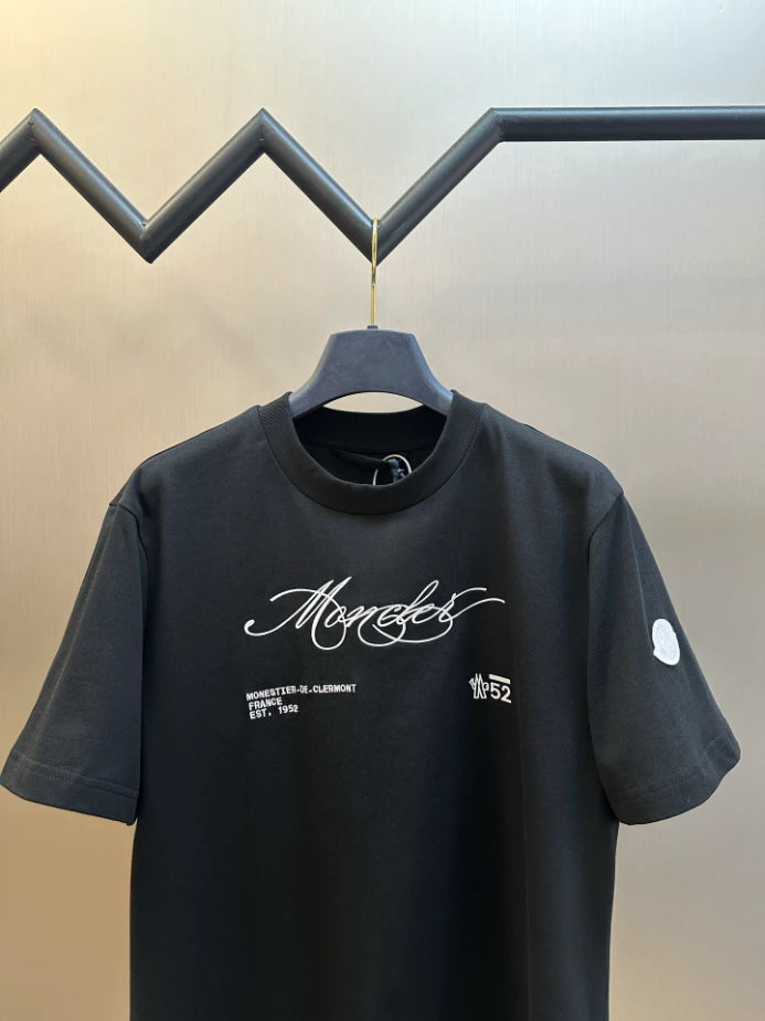 MONCLER BLACK EMBROIDERED CURSIVE LOGO COTTON T-SHIRT – MCT031
